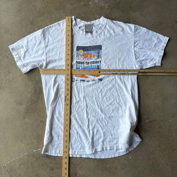VINTAGE Y2K 2001 NIKE HOOD TO COAST MARATHON T-SHIRT SILVER TAG GRAPHIC MENS M - Picture 5 of 6